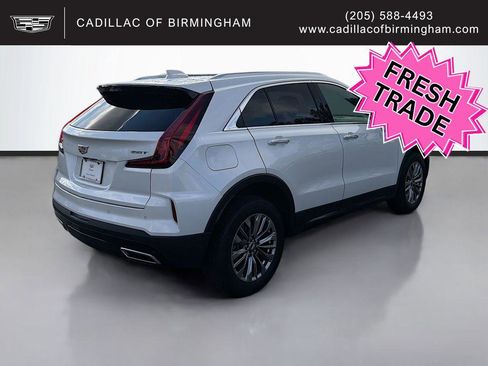 Certified 2025 Cadillac XT4 Premium Luxury w/ Cold Weather Package image 5