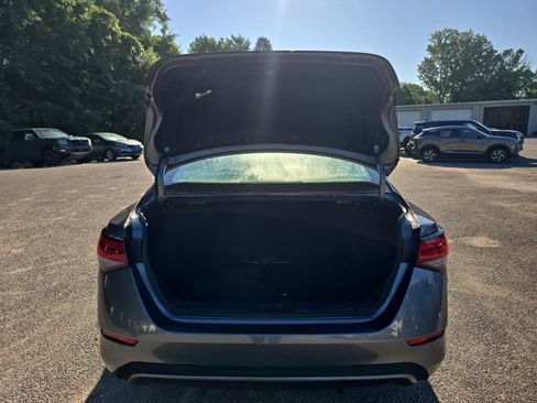 Used 2025 Nissan Sentra S FWD image 17