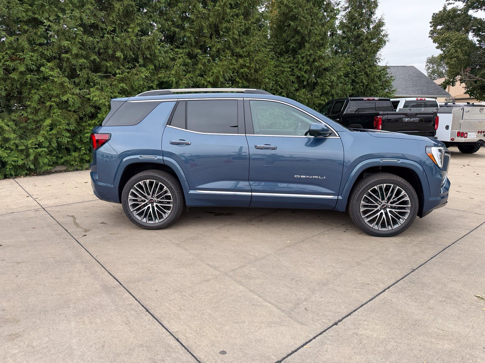 New 2027 GMC Terrain Denali AWD/4WD image 32