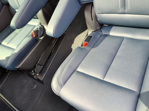 New 2025 Cadillac Escalade IQ Luxury 2 image 34