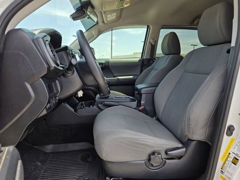 Used 2019 Toyota Tacoma SR w/ SR Convenience Package RWD image 13