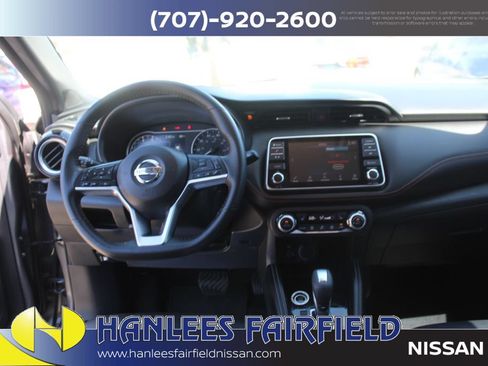 Used 2020 Nissan Kicks SR w/ SR Premium Package FWD image 16