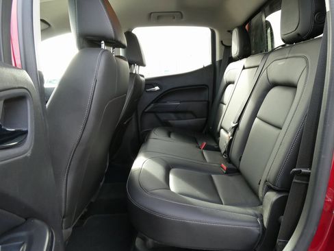 Used 2018 Chevrolet Colorado ZR2 image 17