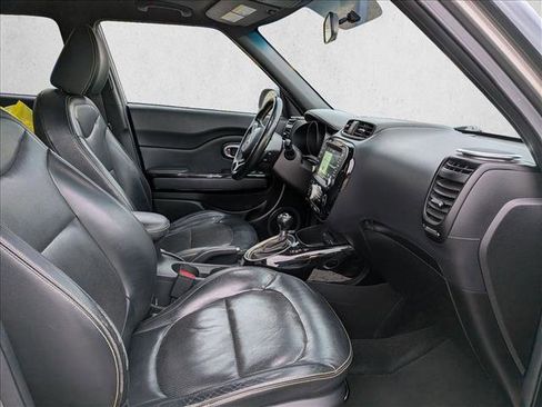 Used 2014 Kia Soul + w/ Primo Package image 22