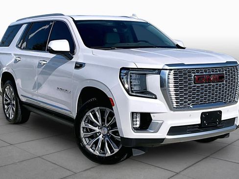 Used 2021 GMC Yukon Denali w/ Denali Premium Package AWD/4WD image 2