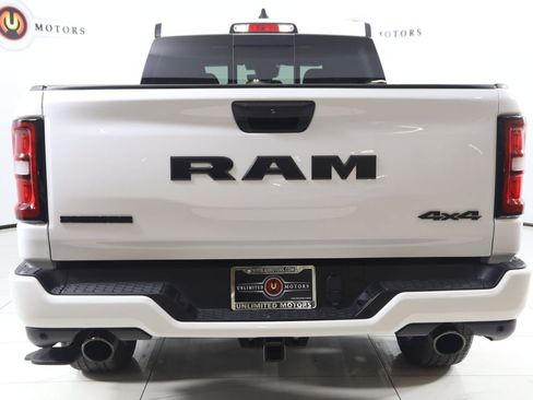 Used 2025 RAM 1500 Big Horn AWD/4WD image 43
