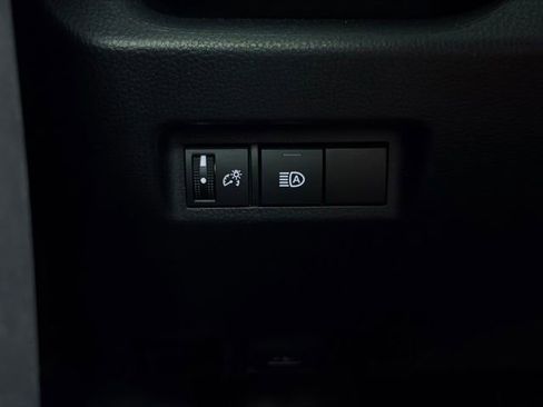 Used 2024 Toyota RAV4 XLE AWD/4WD image 32
