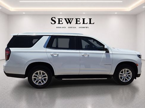 Used 2022 Chevrolet Tahoe LT w/ Luxury Package RWD image 5