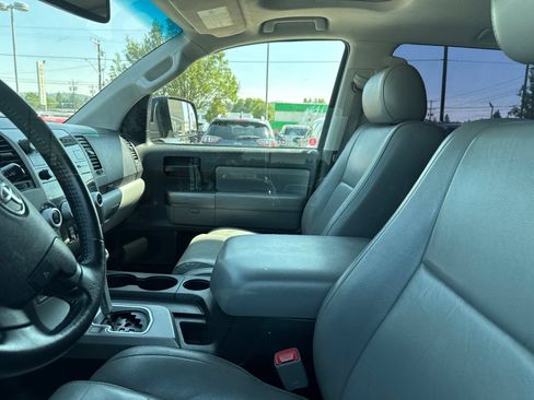 Used 2010 Toyota Sequoia SR5 AWD/4WD image 9