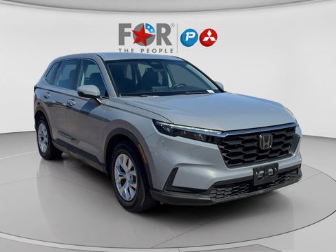 Used 2023 Honda CR-V LX image 7