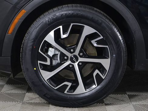 Used 2023 Kia Sportage EX FWD image 22