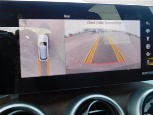 Used 2020 Mercedes-Benz GLC 300 image 12