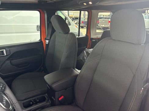 New 2026 Jeep Wrangler Unlimited Sport AWD/4WD image 18