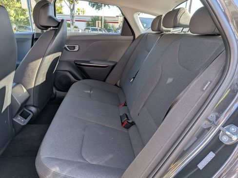 Certified 2025 Kia K4 FWD image 15