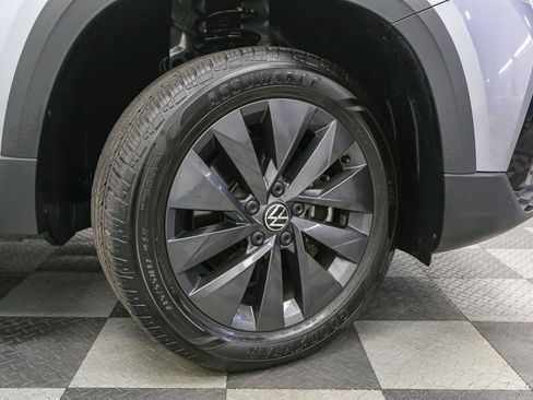 Certified 2024 Volkswagen Taos S FWD image 15