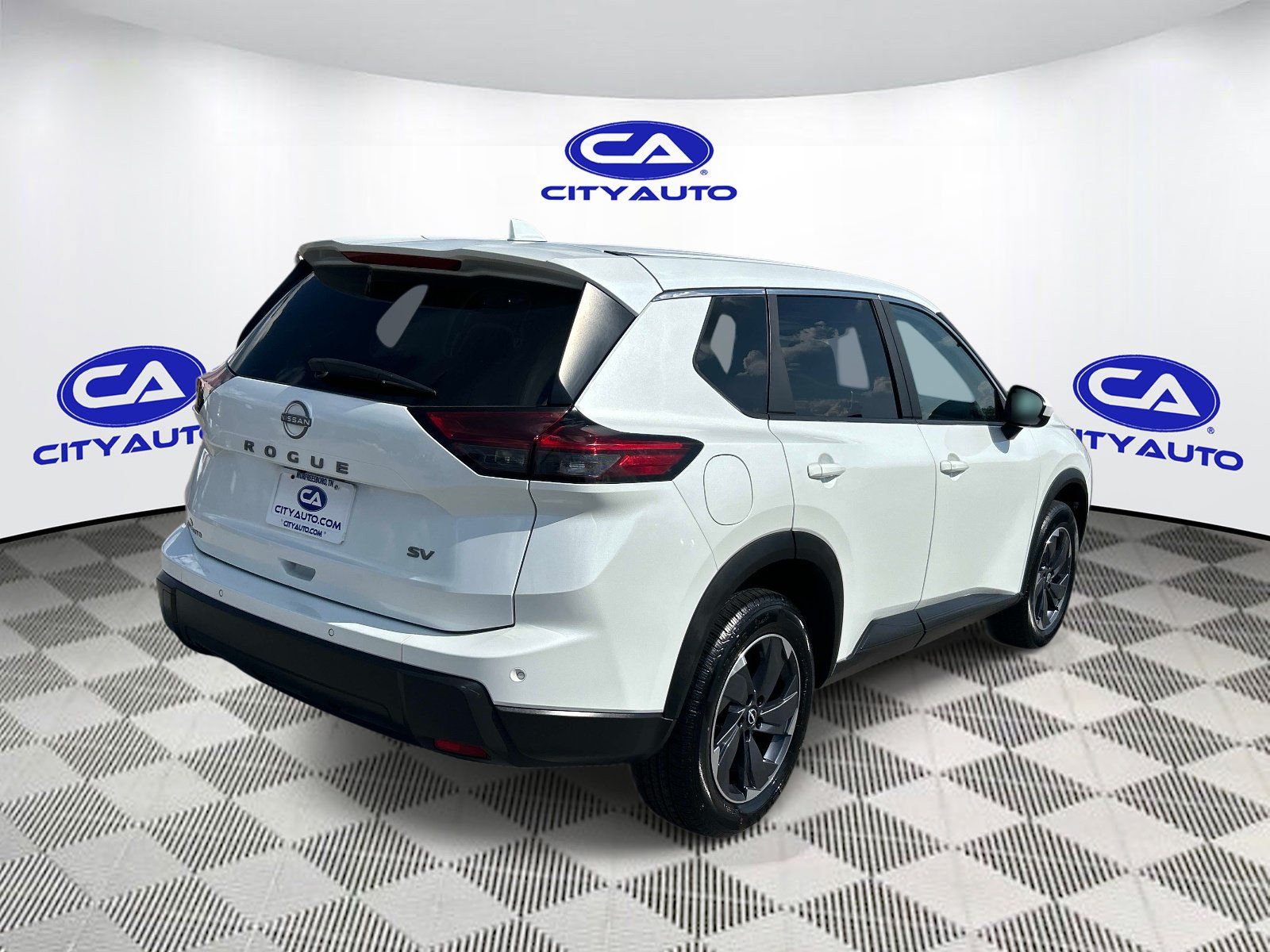 Used 2024 Nissan Rogue SV FWD image 3