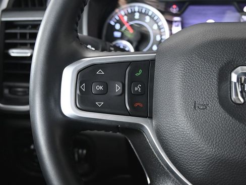 Used 2023 RAM 1500 Big Horn AWD/4WD image 35