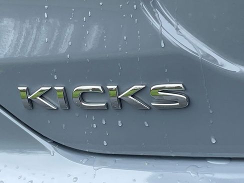 Used 2024 Nissan Kicks SV image 19