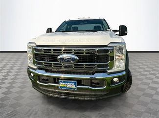 New 2025 Ford F550 4x4 Regular Cab Super Duty video 2