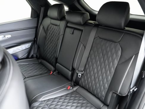 Used 2025 Genesis GV70 3.5T Sport w/ Sport Advanced Package image 24