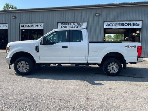 Used 2021 Ford F250 XL w/ Power Equipment Group AWD/4WD image 4