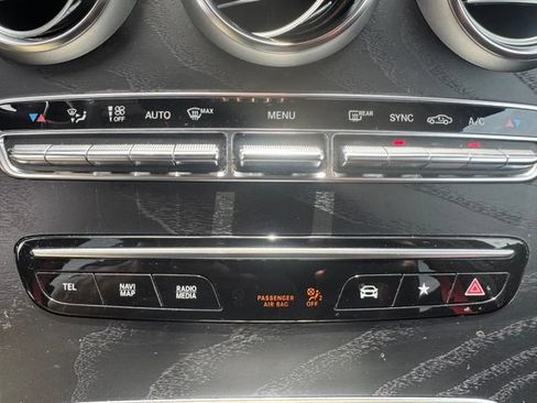 Certified 2022 Mercedes-Benz GLC 43 AMG 4MATIC image 13