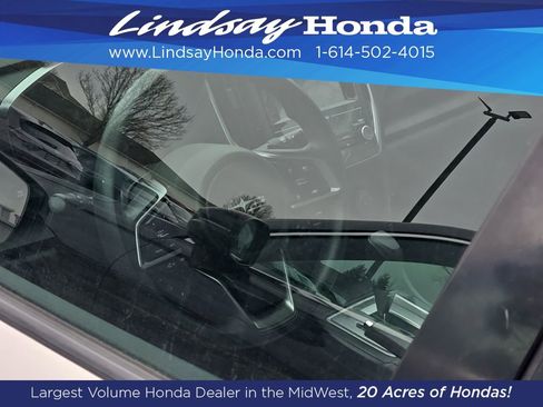 Used 2017 Subaru Impreza 2.0i Premium w/ BSD & Rcta/SRF/Eyesight image 11