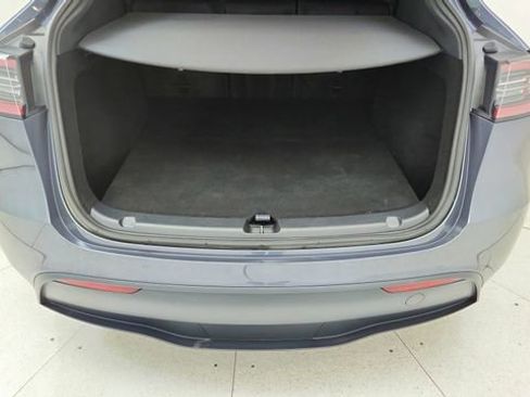 Used 2023 Tesla Model Y Long Range image 14