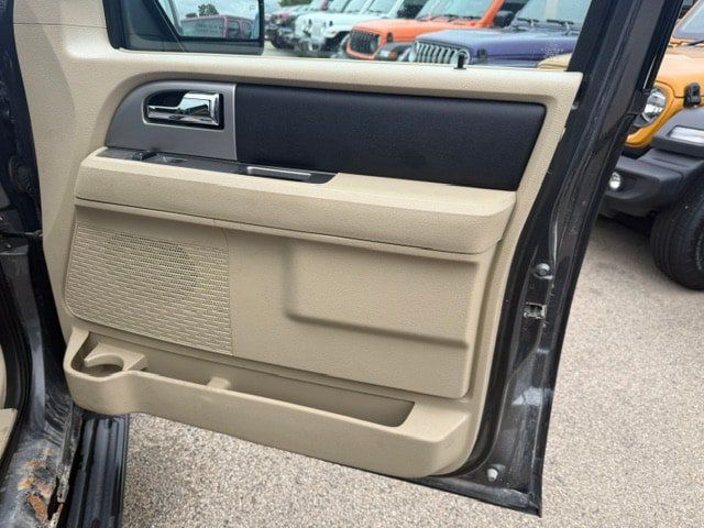 Used 2015 Ford Expedition EL XLT AWD/4WD image 19