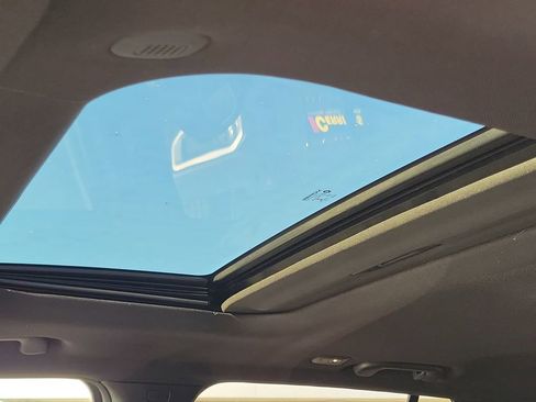 New 2025 Jeep Grand Cherokee Altitude image 34