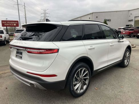 New 2025 Lincoln Corsair FWD w/ Equipment Group 101A image 3