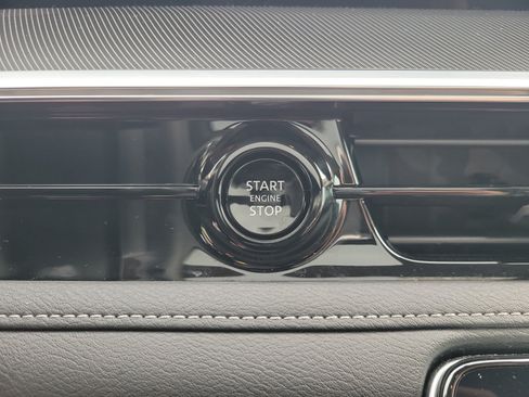 Certified 2026 INFINITI QX80 Luxe w/ Cargo Package AWD/4WD image 19