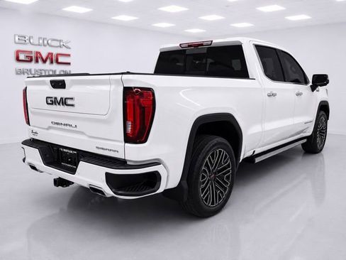 Used 2024 GMC Sierra 1500 Denali w/ Technology Package AWD/4WD image 9