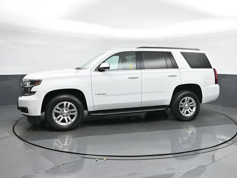 Used 2019 Chevrolet Tahoe LT w/ Luxury Package AWD/4WD image 4