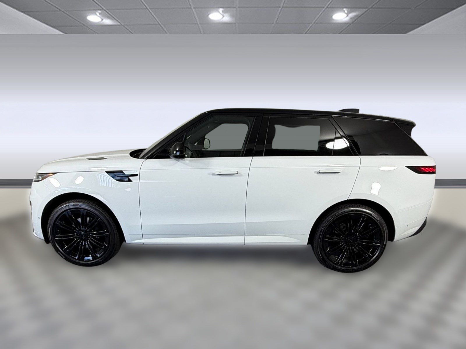 New 2026 Land Rover Range Rover Sport Dynamic SE AWD/4WD image 2