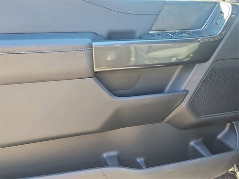 Used 2021 Ford F150 XLT w/ Equipment Group 302A High image 11