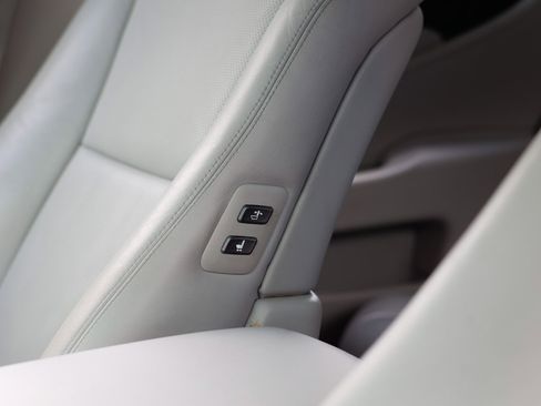 Used 2008 Lexus LS 460 image 25