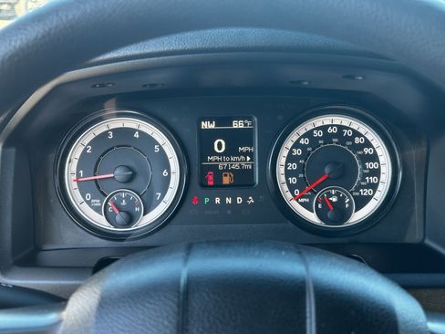 Used 2024 RAM 1500 Classic SLT image 27