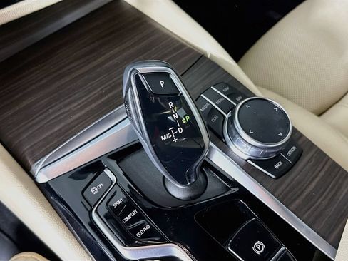 Used 2023 BMW 540i xDrive w/ Premium Package AWD/4WD image 21