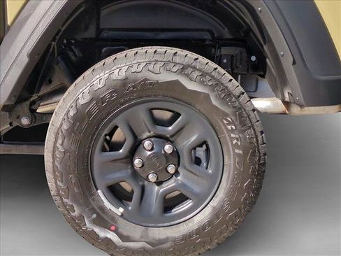 New 2026 Jeep Gladiator Sport image 9