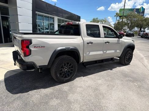 Used 2026 Chevrolet Colorado Trail Boss AWD/4WD image 9