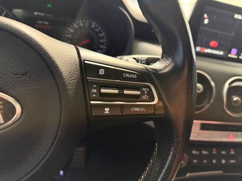Used 2021 Kia Stinger GT2 AWD/4WD image 32