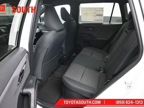 New 2026 Toyota RAV4 SE w/ Convenience Package AWD/4WD image 10