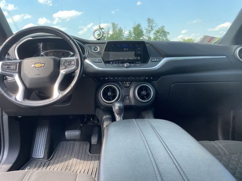 Used 2020 Chevrolet Blazer LT FWD image 14