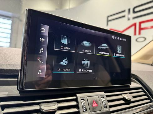 Used 2023 Audi Q5 e Premium Plus w/ Premium Plus Package image 17