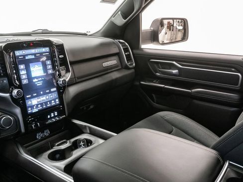 New 2026 RAM 1500 4x4 Crew Cab image 13