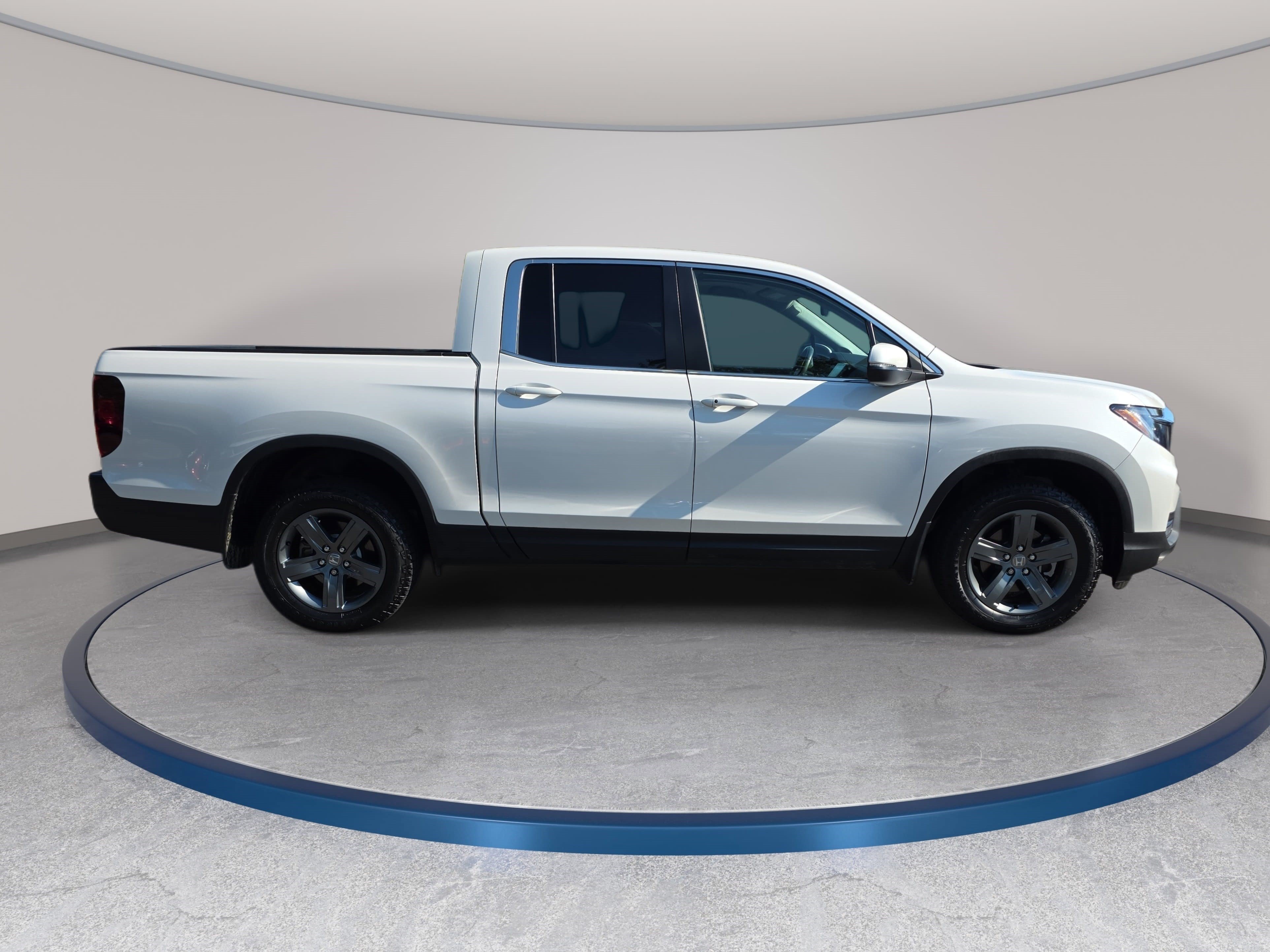 Used 2023 Honda Ridgeline RTL image 4