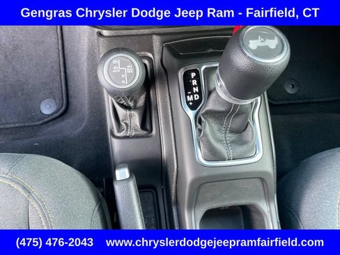 Certified 2025 Jeep Wrangler Unlimited Sahara AWD/4WD image 54