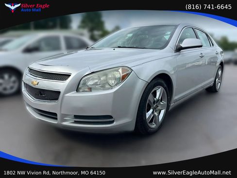 Used 2009 Chevrolet Malibu LT FWD image 1