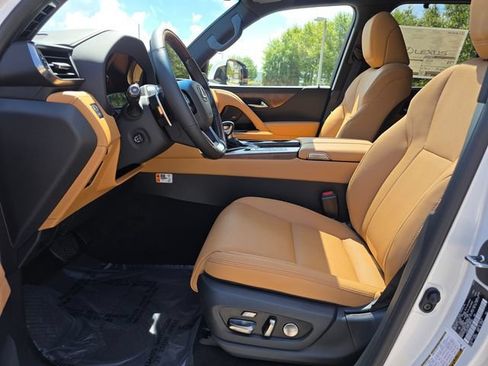 New 2026 Lexus LX 600 4WD w/ Accessory Package (Z1) image 24